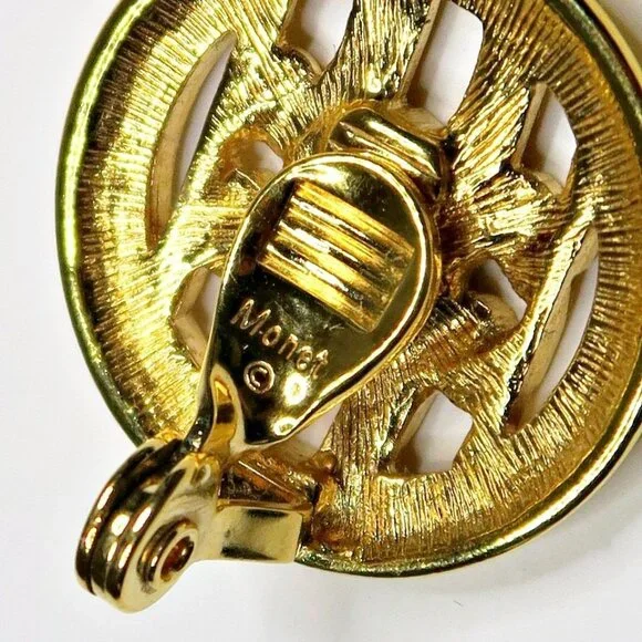 1980s Monet Clip-On Earrings Vintage Gold Tone Pierced Basket Weave 1" Round - Picture 4 of 4